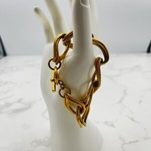 Vintage Gold-Tone Textured Link Bracelet Toggle Clasp Chunky Chic